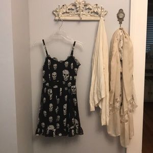 Skull print dress